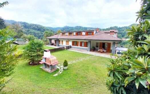 RIVODORA, Baldissero Torinese, Porzione di villa bifamiliare