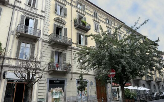 Luminoso quadrilocale adiacenze Corso Marconi