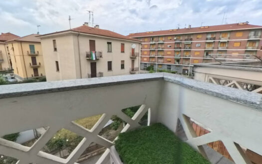 Trilocale via Vincenzo Monti 1, Centro, Orbassano