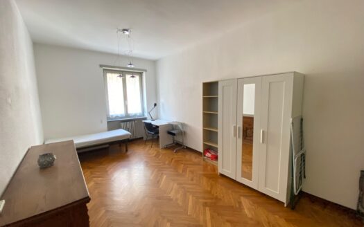 Trilocale corso Tortona 9
