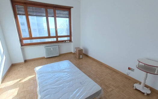 Ampio appartamento arredato