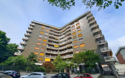 Ampio appartamento arredato