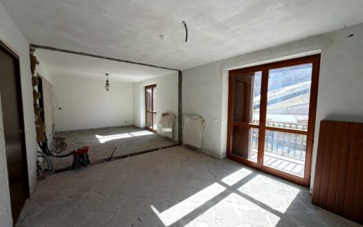 Bardonecchia – Quadrilocale in ristrutturazione vista Piste da sci