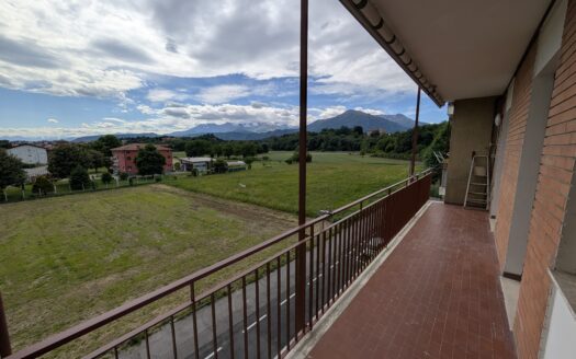 Quadrilocale ristrutturato a due passi da Ivrea